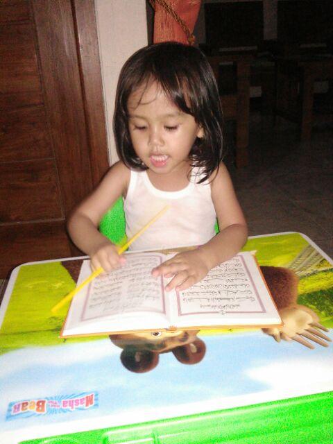 Meja Belajar Plastik Akako