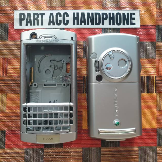 Casing sony ericsson p990 p990i