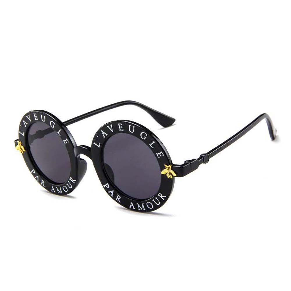 Mxbeauty Kacamata Bulat Kepribadian Fashion Lebah Kacamata Matahari Hitam Sun Eyewear Huruf Frame Sunglasses