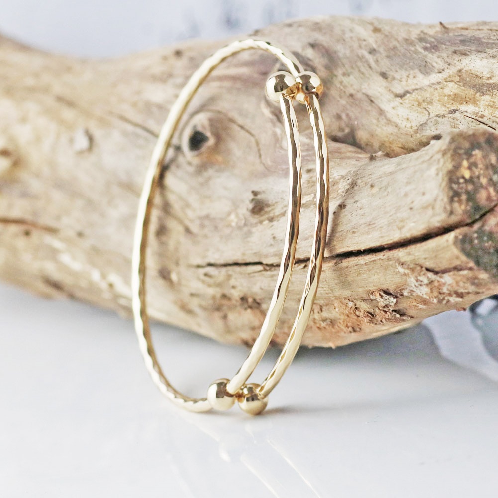 Hu Hu Hu Hu Hu Alat Bantu Pasang Kacamata♡ Gelang Bangle Open Adjustable Bahan Alloy Gaya Klasik Untuk Wanita