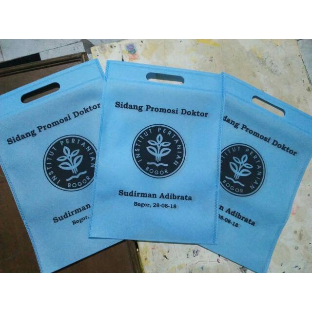 25x35 Tas spunbond sablon/goodiebag/tas kain