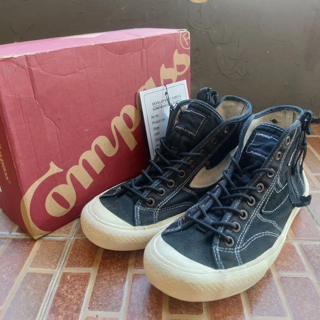 Sepatu Compass Proto RND Research and Development Hi High size 40 Used Fullset not Gazelle