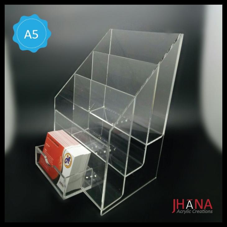 

Tempat Brosur 3 Susun Akrilik / Acrylic Ukuran A5 Tb40 + Id Card Hold