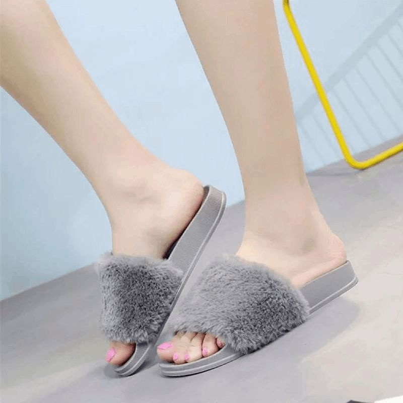 Sandal Bulu Korea Tebal Halus Sol Karet