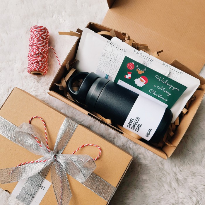 

Christmas Hampers Coffee / Tea with Tumbler - Coffee - BARU