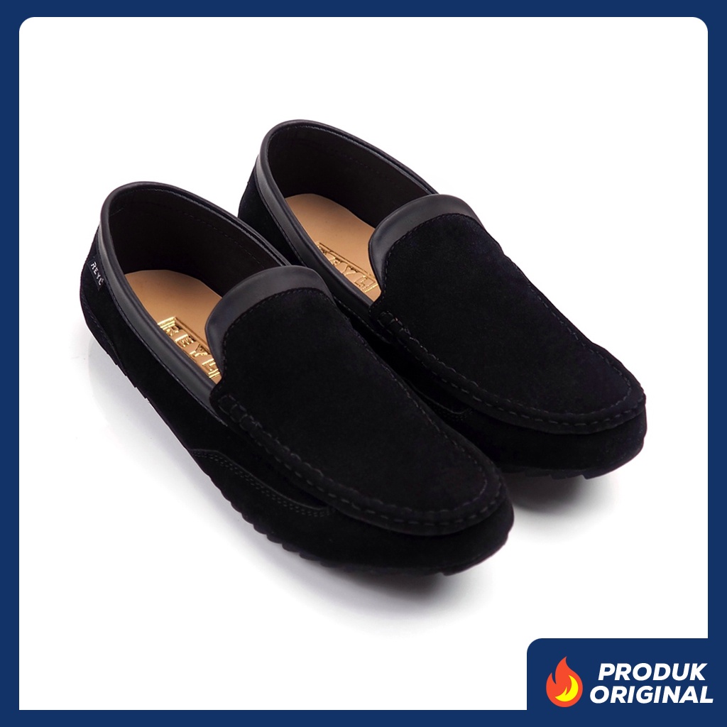 POP FULL BLACK ORIGINAL x REYL MAN Sepatu Slip On Hitam Pria Slop Simple Casual Jalan Santai Hangout Kondangan Kuliah Loafers Semi Formal Kerja Kantor Moccasin Kantoran Kulit Suede Premium Footwear Big Size Jumbo Ukuran Besar 44 Distro Bandung Keren Murah