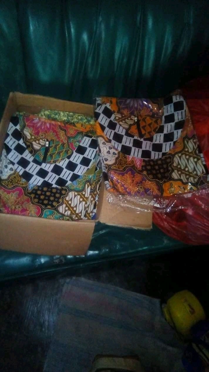 Atasan Batik Wanita/blouse Batik Wanita/batik Exclusive