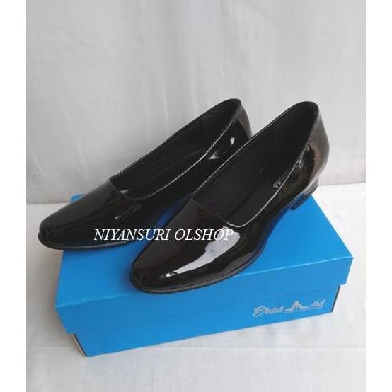 Sepatu kerja wanita ERASMAS