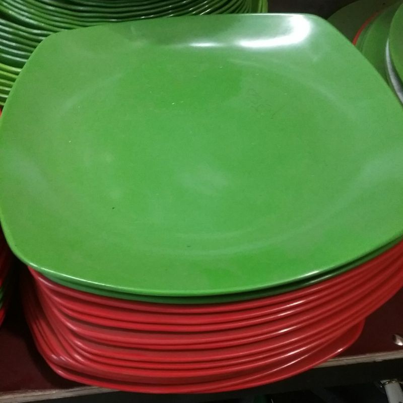 Piring melamin ceper
