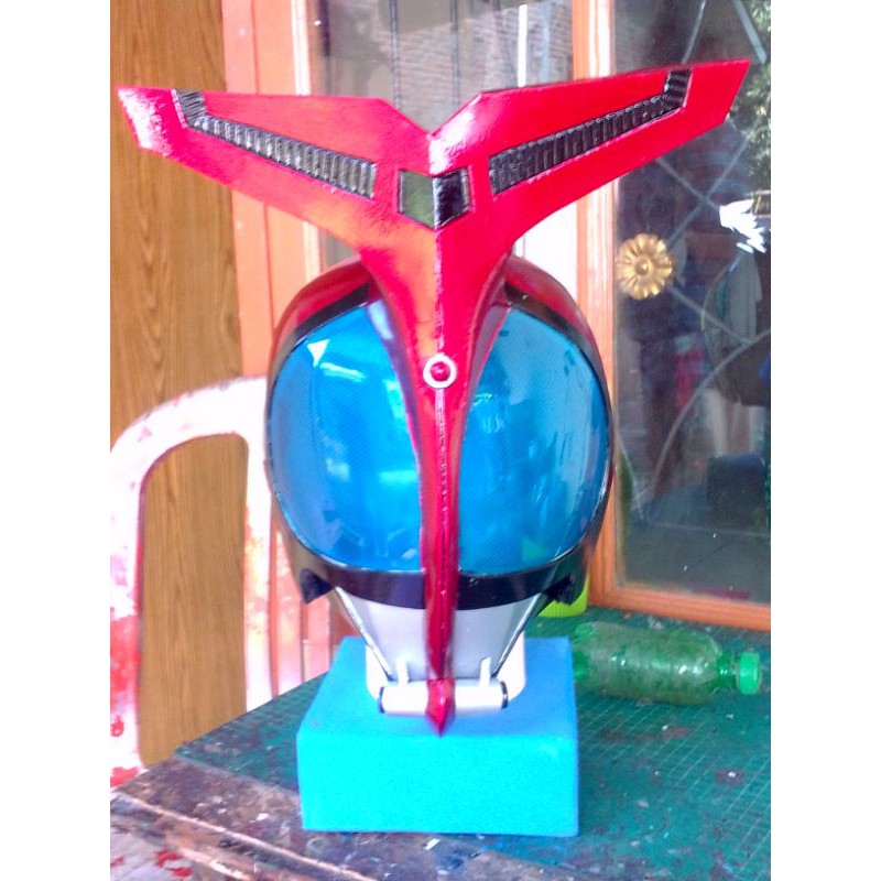 helm cosplay amen rider kabuto + stand display helmet
