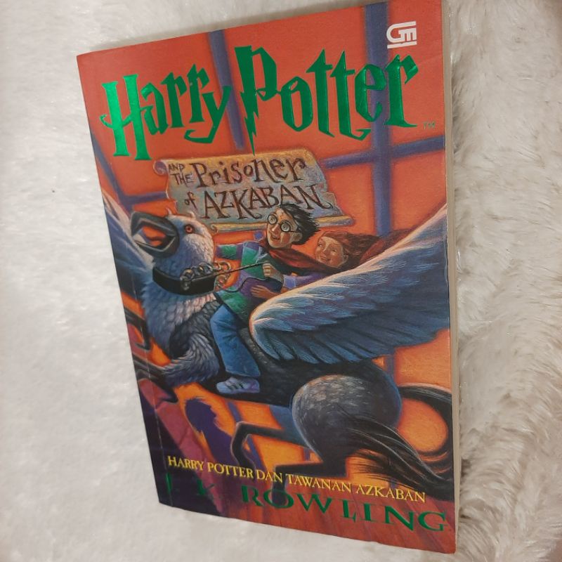 Harry Potter and The Prisoner of Azkaban / Harry Potter dan Tawanan Azkaban / HP 3