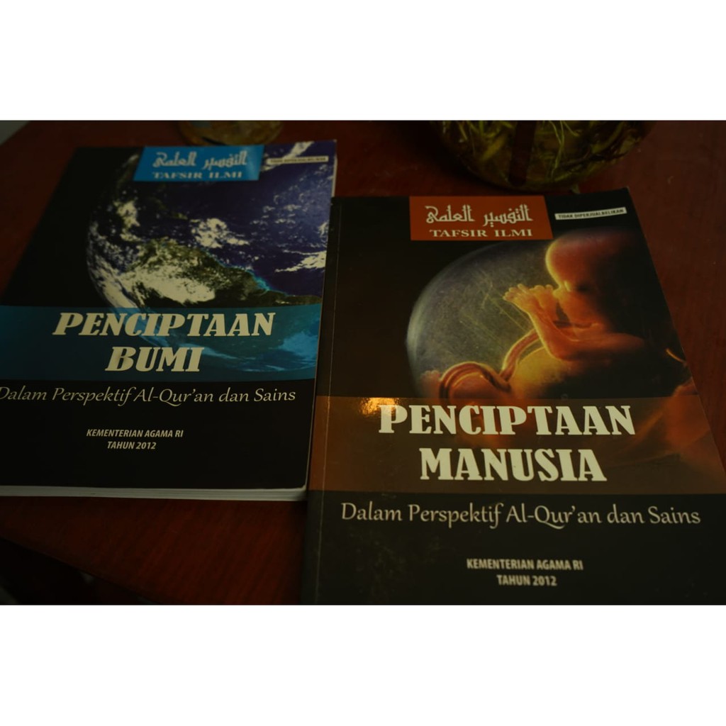 Penciptaan Manusia Bumi Dalam Perspektif Al Qur An Dan Sains Tafsir Ilmi Shopee Indonesia