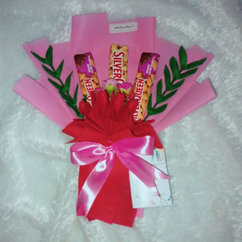 

bucket coklat silverqueen