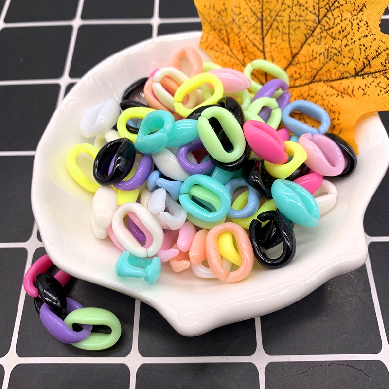 50pcs / 15x10mm 26 Warna Rantai Akrilik Untuk Membuat Perhiasan