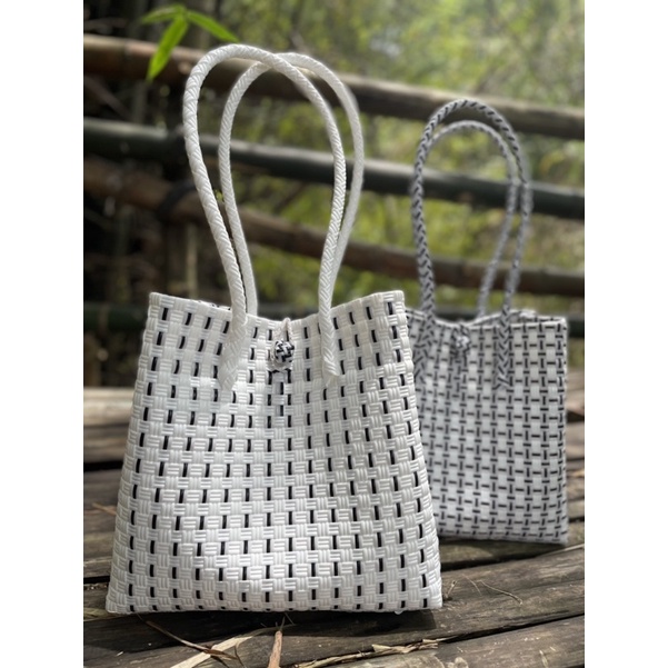 Tas Anyaman Jali Monochrome Tas Wanita Anyaman Plastik Premium