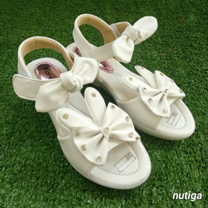 Sepatuanakperempuan sepatusekolah New Era Tuscany Hitam Putih Pink 7413WQ CF407 Alena Sandal Wedge