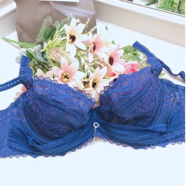 BRA (K-M45) size 34-38 PAKAIAN DALAM WANITA BERKAWAT DAN TANPA BUSA