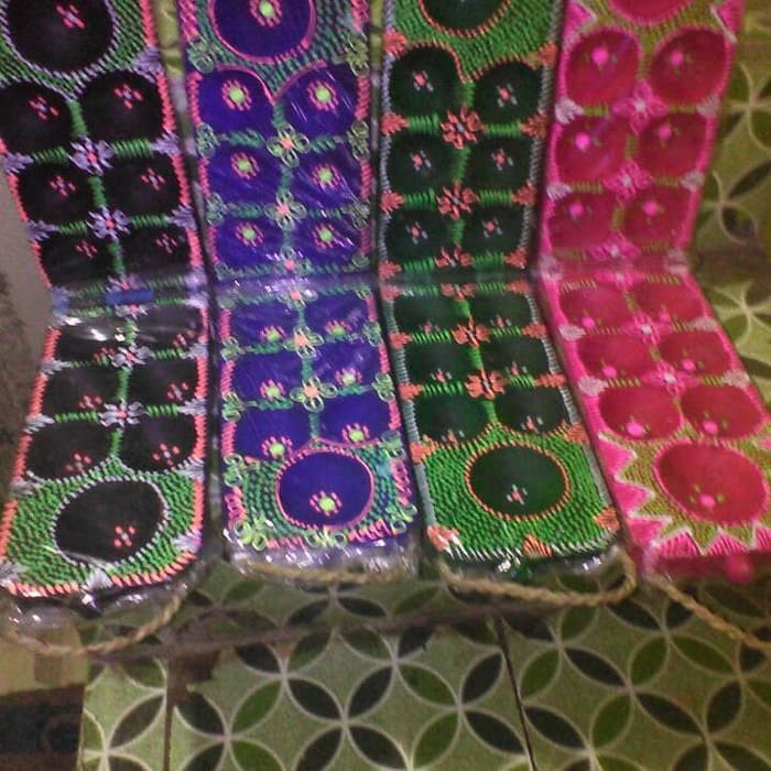 CONGKLAK KAYU UKIR LIPAT DAN BIJINYA