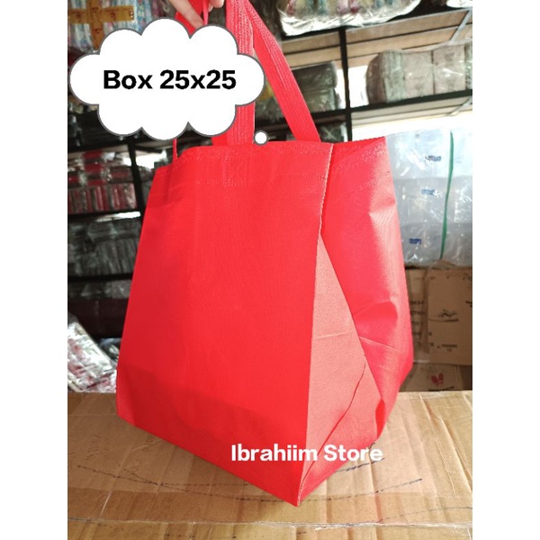 TAS BOX NASI UKURAN 22X22 CM / TAS KOTAK NASI MODEL PRESS UKURAN 22 CM