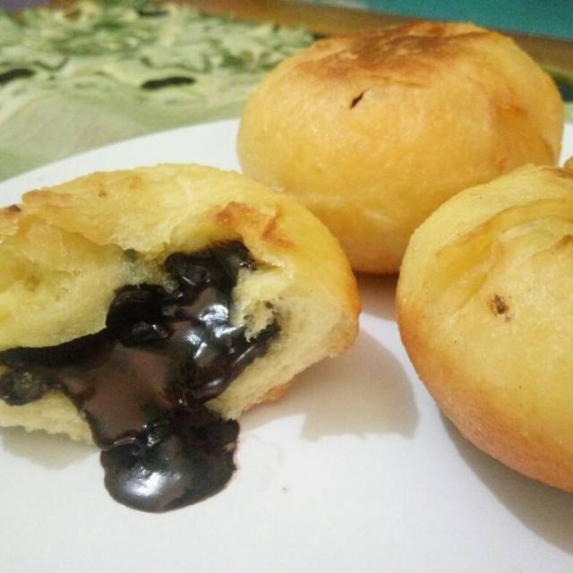 

Donat (kentang) Frozen coklat melted CHIBIE DONUTS