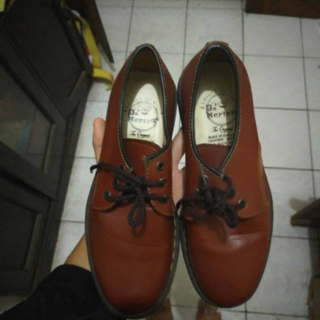 Sepatu Dr Martens