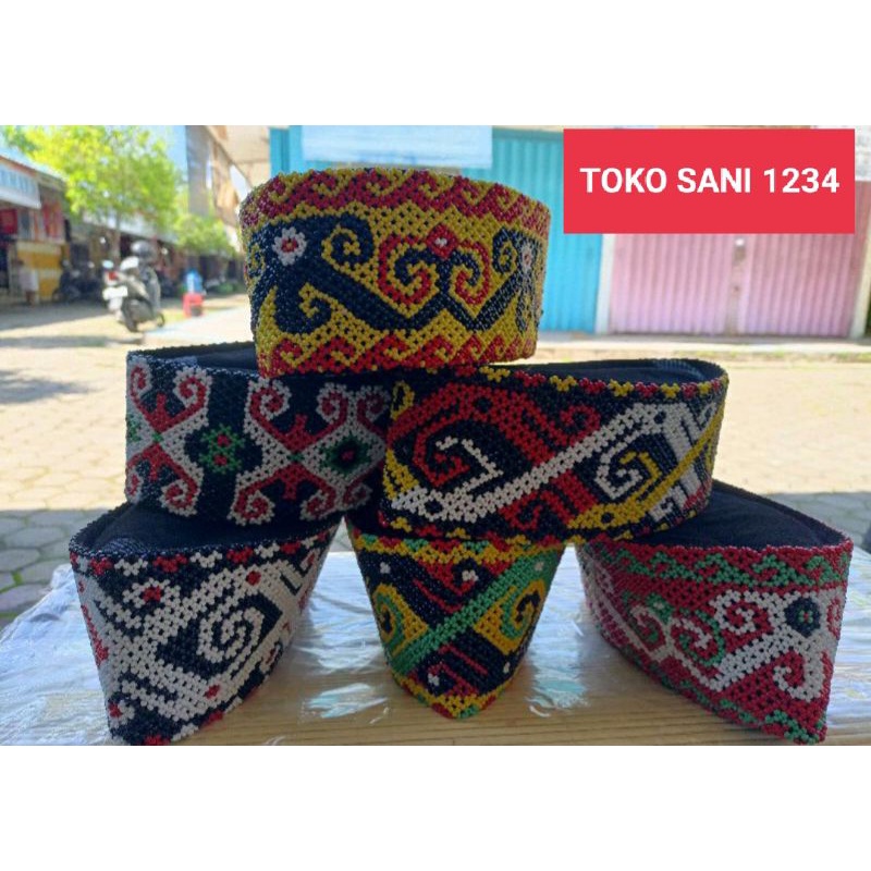 peci songkok khas Dayak asli Kalimantan