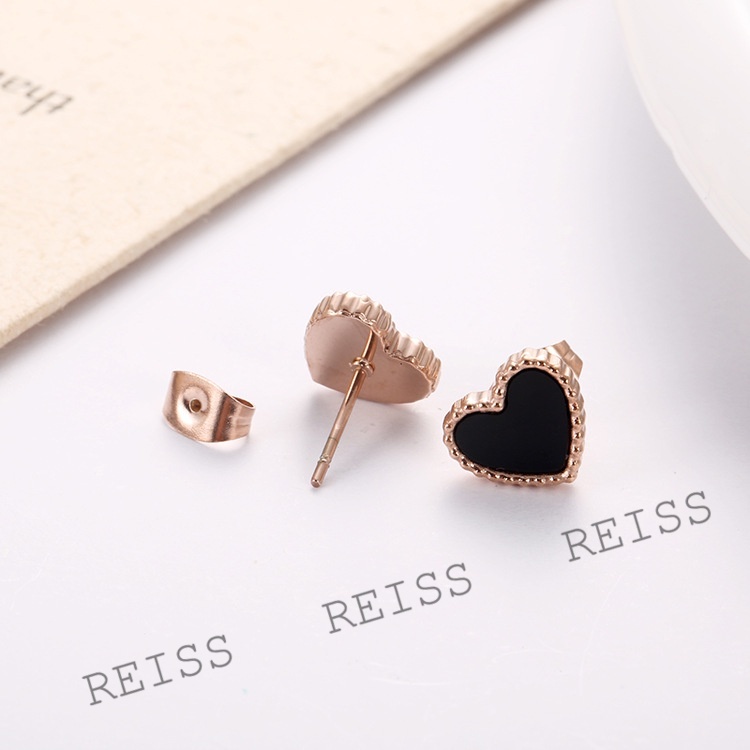 Black Peach Heart Earrings Titanium Steel Korean Fashion 18K Gold Plated Girls' Earrings