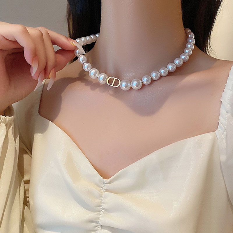 Kalung Choker Dengan Liontin Bentuk Hati Aksen Mutiara Kristal Untuk Wanita