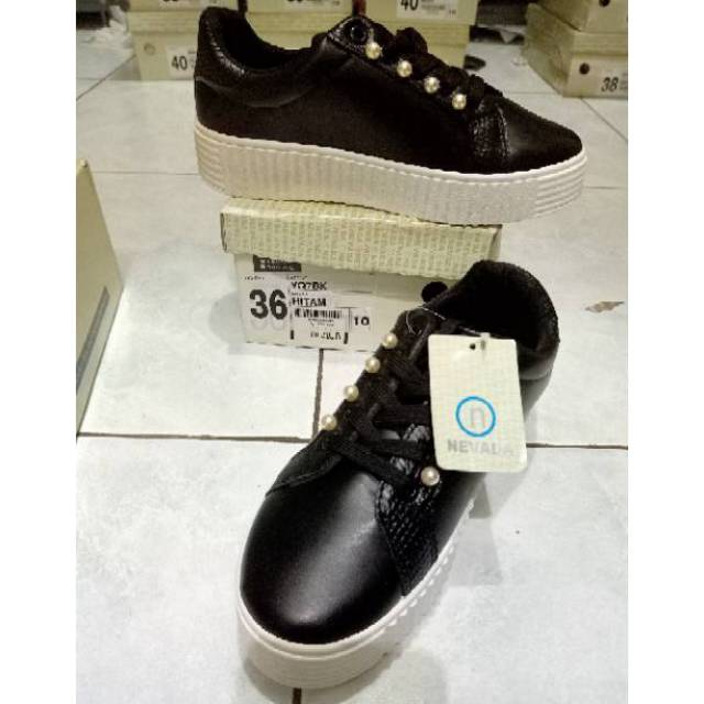 Sepatu wedges wanita Nevada