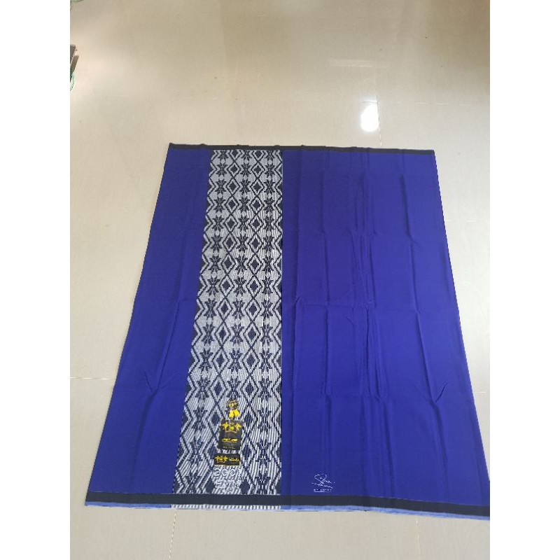 Sarung HMM Jumbo Biru Polos Tumpal Motif