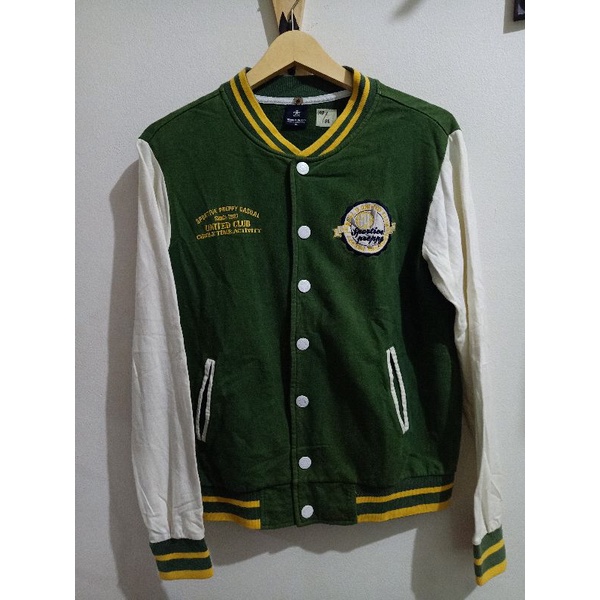 DESIGN UNITED varsity