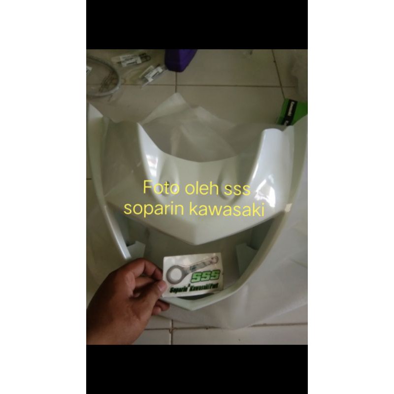 batok lampu barong ninja r putih