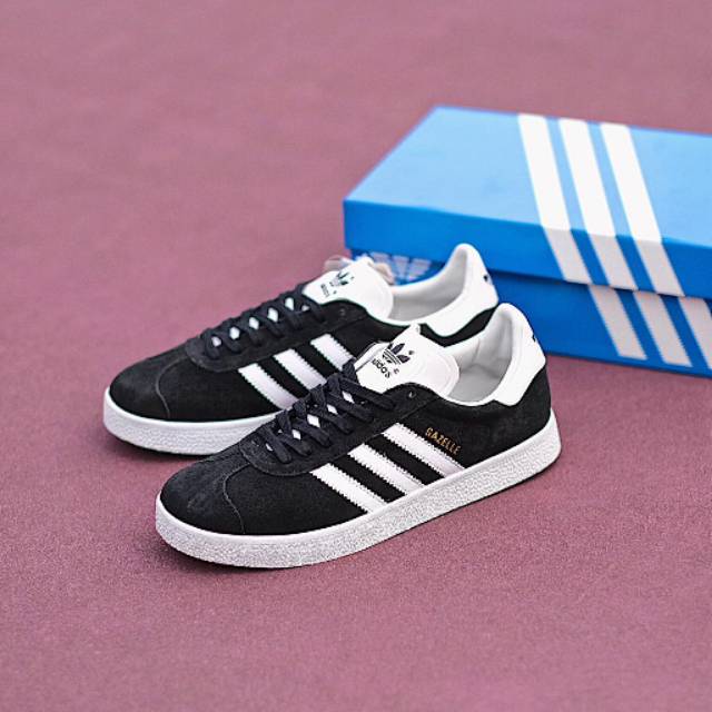  ADIDAS  GAZELLE BLACK WHITE DAN NAVY BNIB SIZE  40 44 FREE 