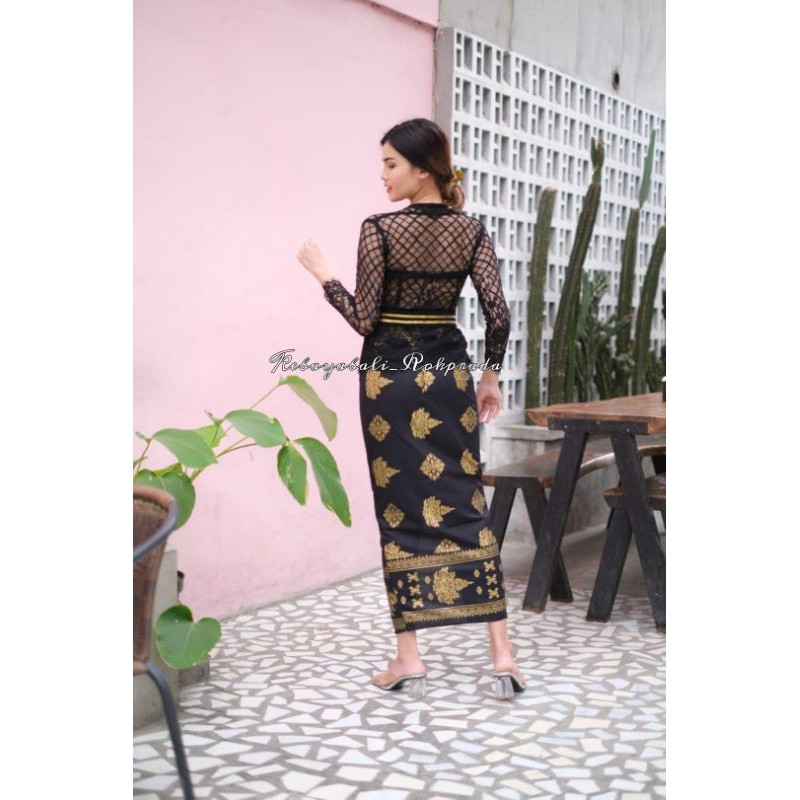 SATU SET KEBAYA BALI KEBAYA KUTUBARU KEBAYA JADI KEBAYA SEMI ITALY