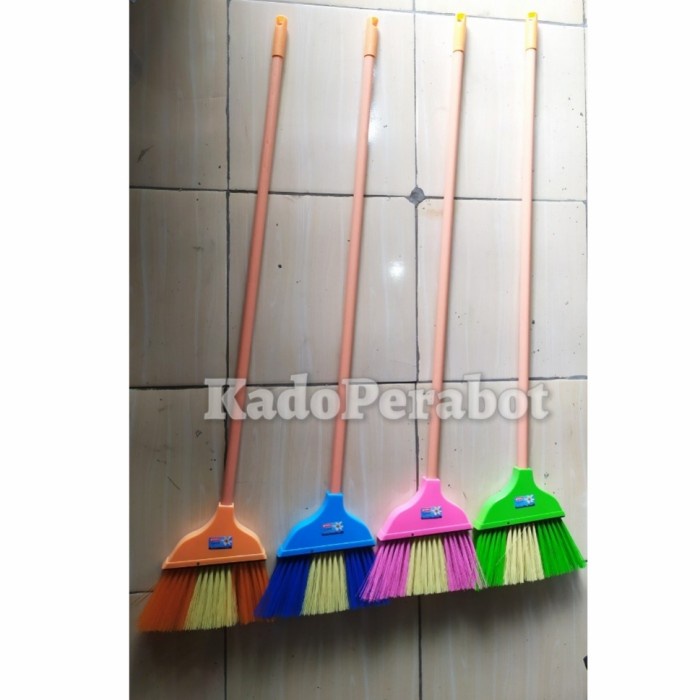 sapu kantor high quality - sapu nylon-sapu lionstar BM-31 livina broom