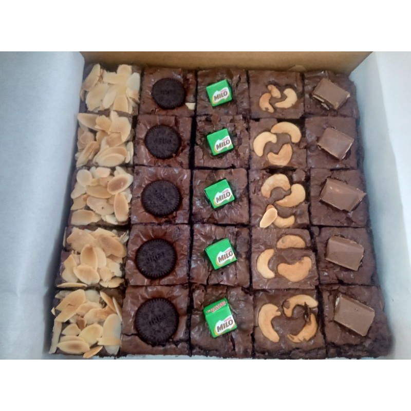 

Brownies Fudgy 20x20 Panggang Fudge 5 Topping