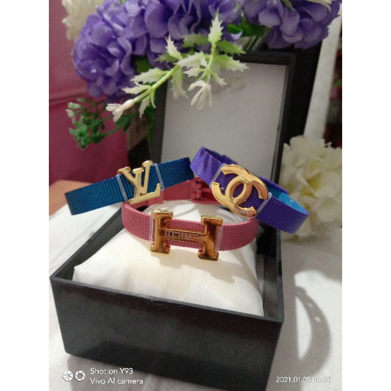 liontin gelang sabuk/carm