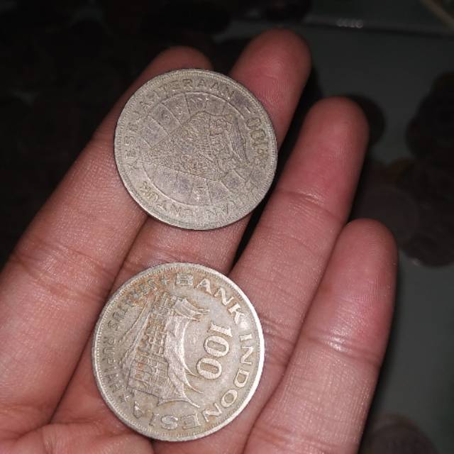 UANG KUNO KOIN 100  MURAH