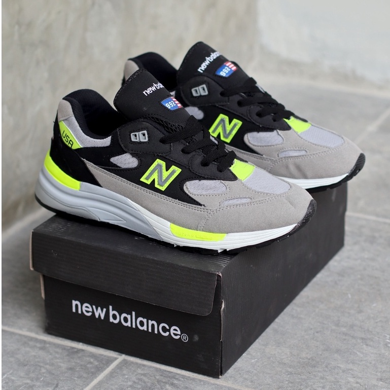 TERLARIS SEPATU OLAHRAGA &amp; OUTDOOR PRIA NEW B 992 USA