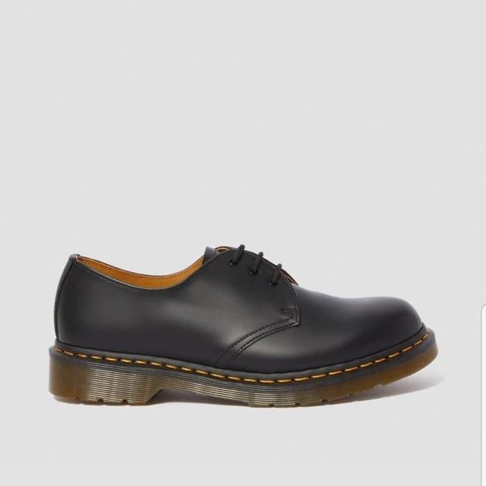 doc martin low top