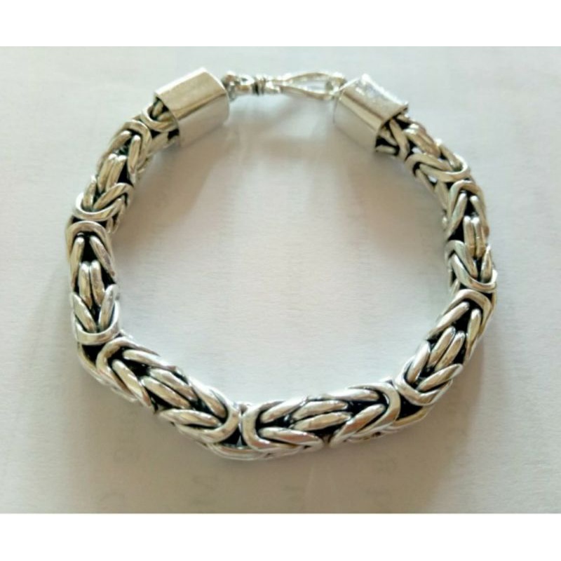 Asesoris Gelang Wanita