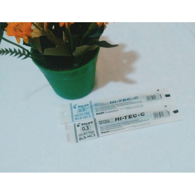 

REFIL HITECH BIRU & HITAM