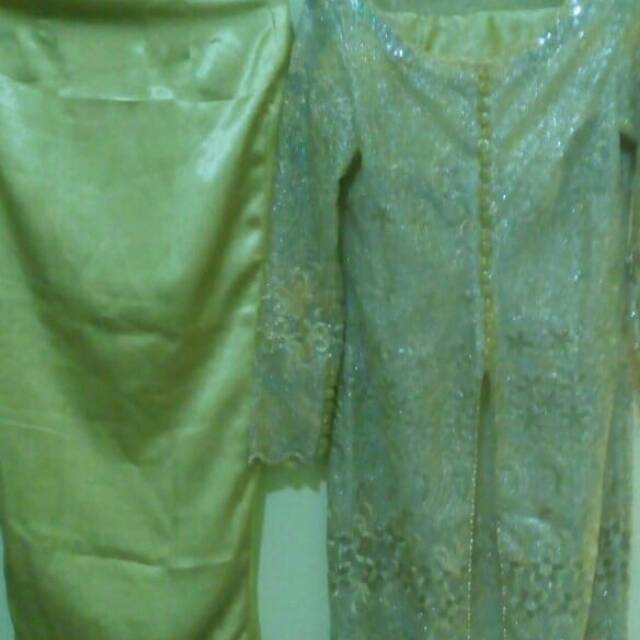 Kebaya pesta Gold ukuran S