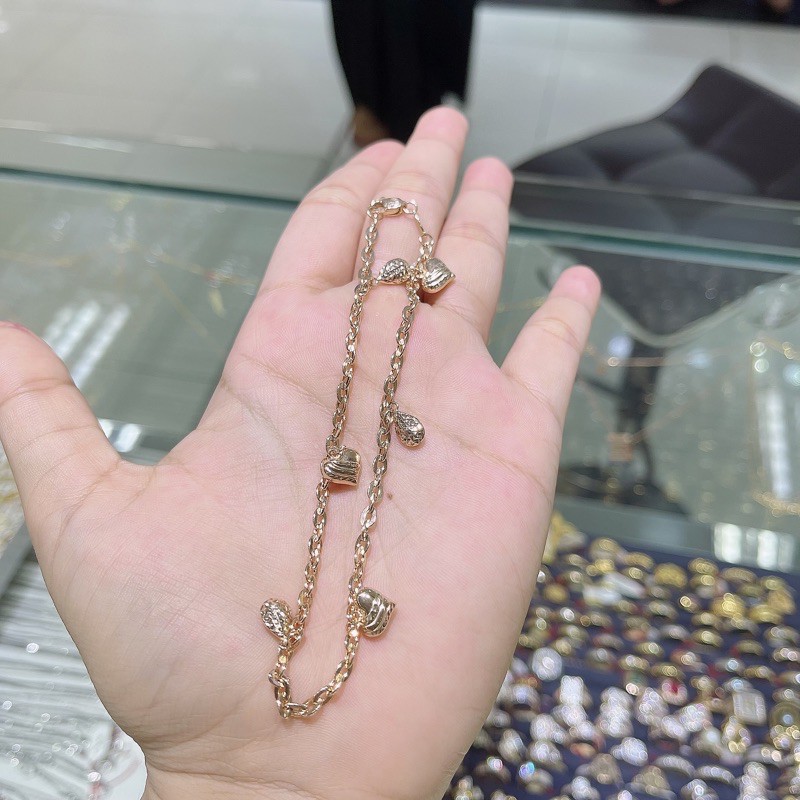 gelang kaki emas mainan simple