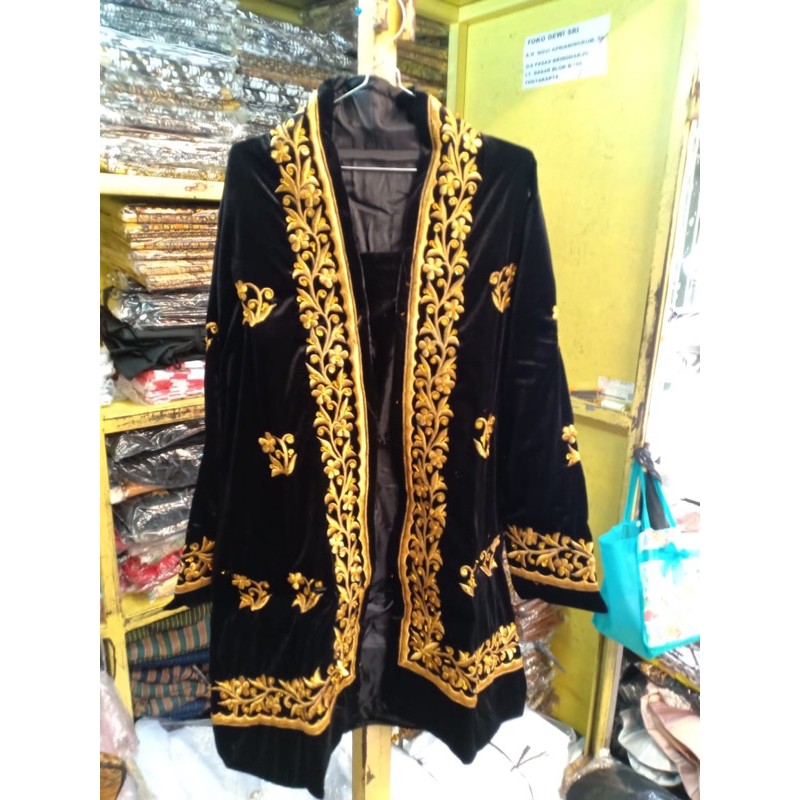 baju bludru pengantin/kebaya pengantin/baju pengantin solo putri ( free selop 1psg)