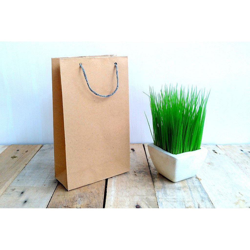 

Paperbag Craft 10 Uk. 15 x 25 x 7 cm