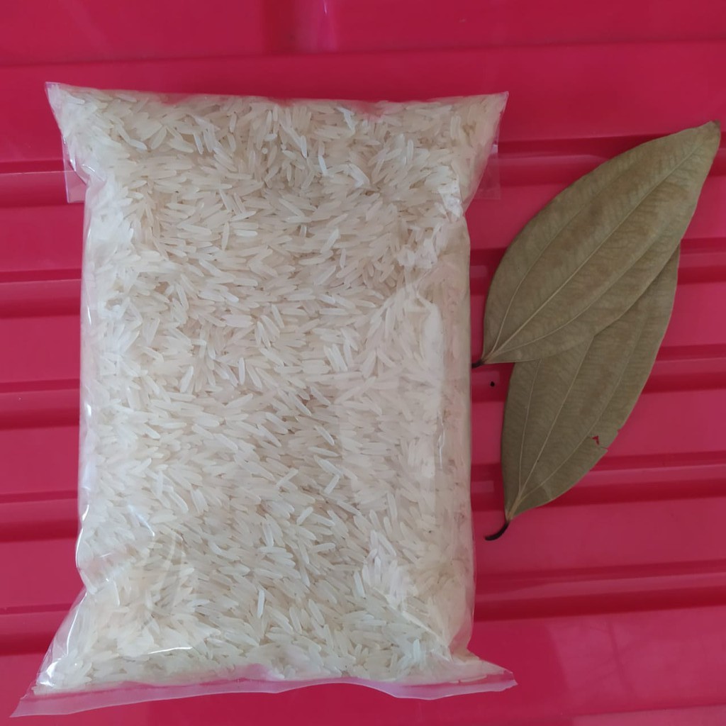 

Beras Basmati Extra Long White & Creamy Sella Rice New Import Best Quality 1kg