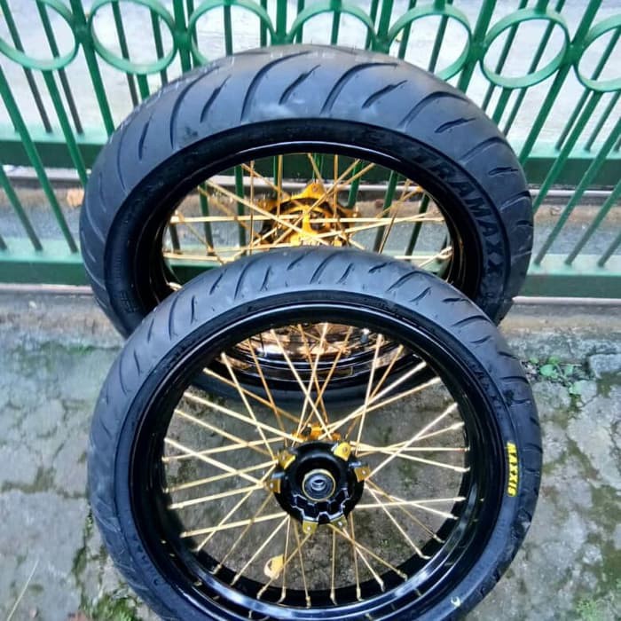 Ban Set Supermoto CRF Tromol Emas Ban Maxxis