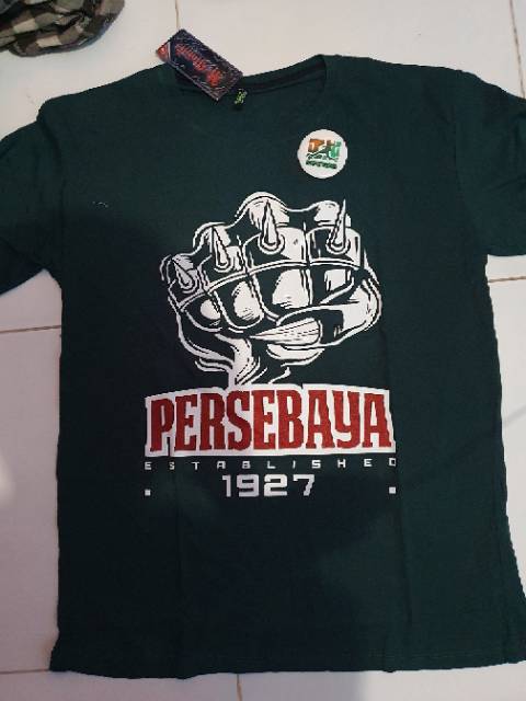 KAOS TSHIRT PERSEBAYA 1927 DIAM MENAKUTKAN BERGERAK MEMATIKAN