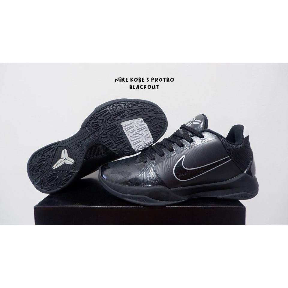 black kobe 5